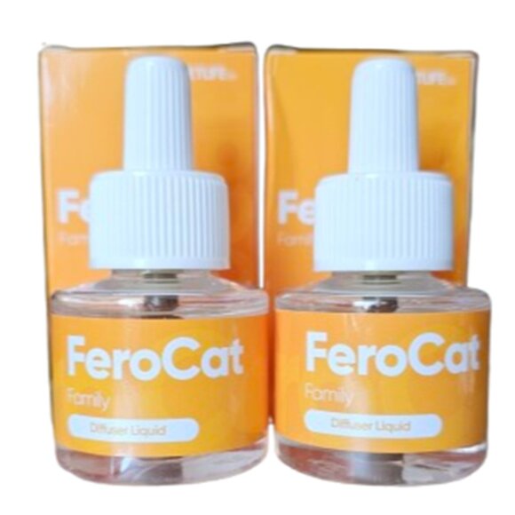 PETLIFEBio 2 pack FeroCat CalmCat Cat "Family" Diffuser Liquid Essence Spray - Picture 1 of 12